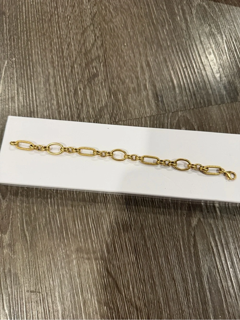 Vintage Gold Link Bracelet - Shiny Gold Tone